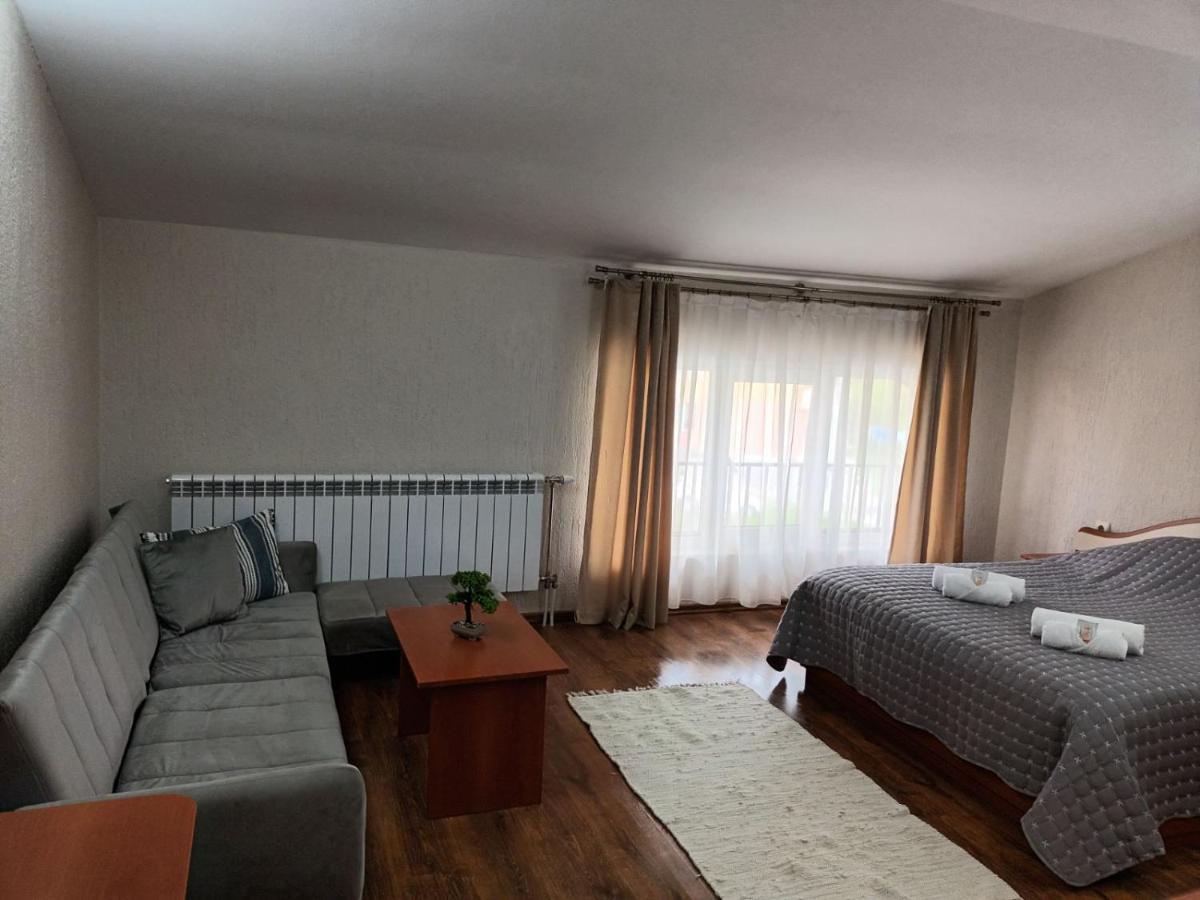 Хотел Лагуна Dospat Extérieur photo