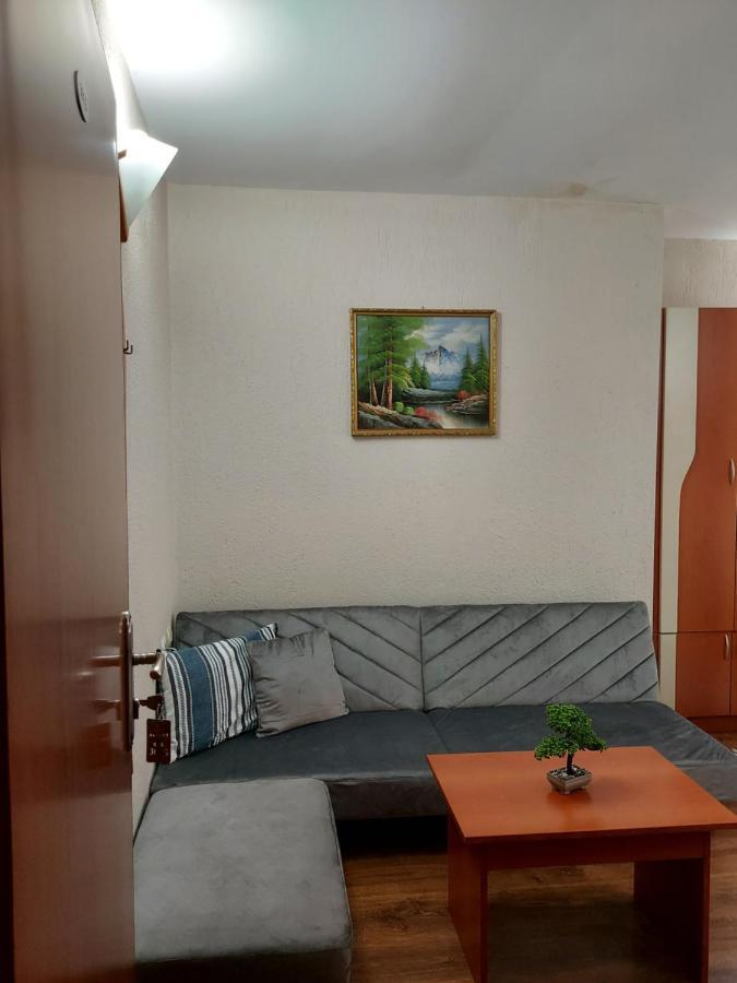 Хотел Лагуна Dospat Extérieur photo