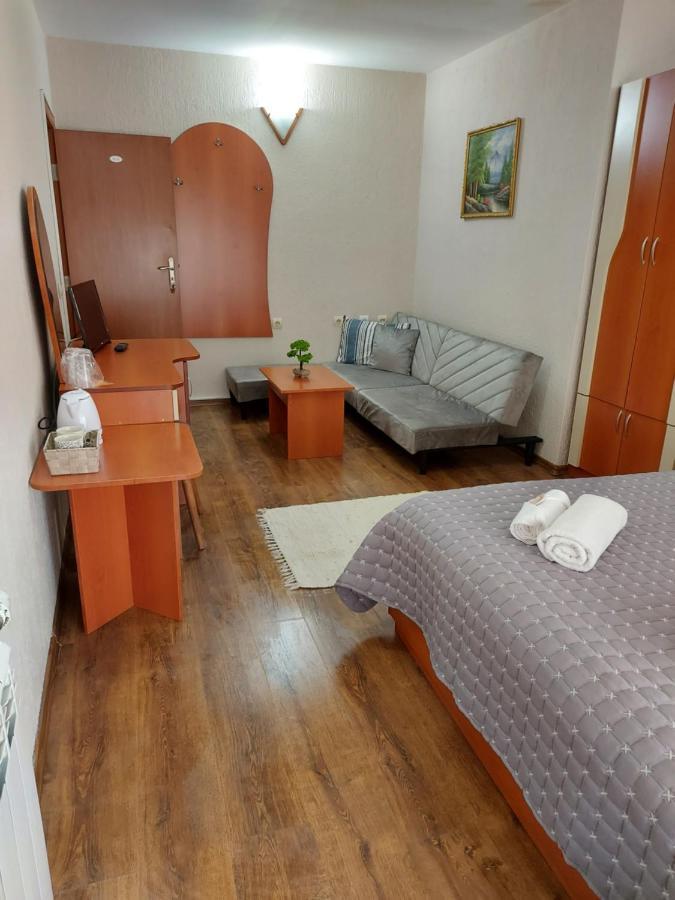 Хотел Лагуна Dospat Extérieur photo
